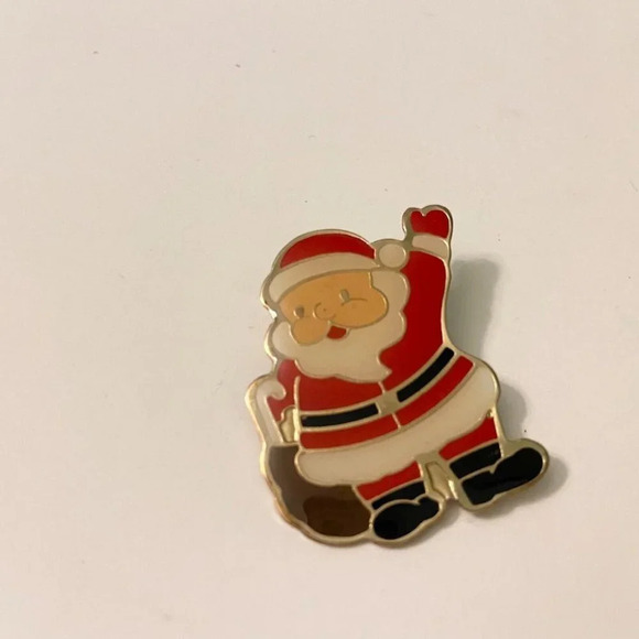 Vintage Santa Claus Pin Red White and Black Enamel Waving Santa Claus Brooch - Picture 11 of 12